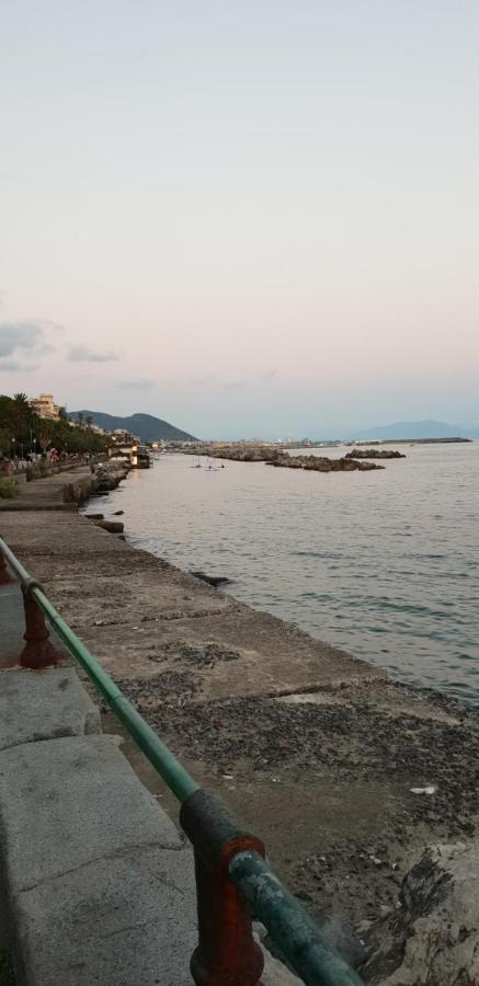 Il Rubino Holiday House Salerno Exterior photo