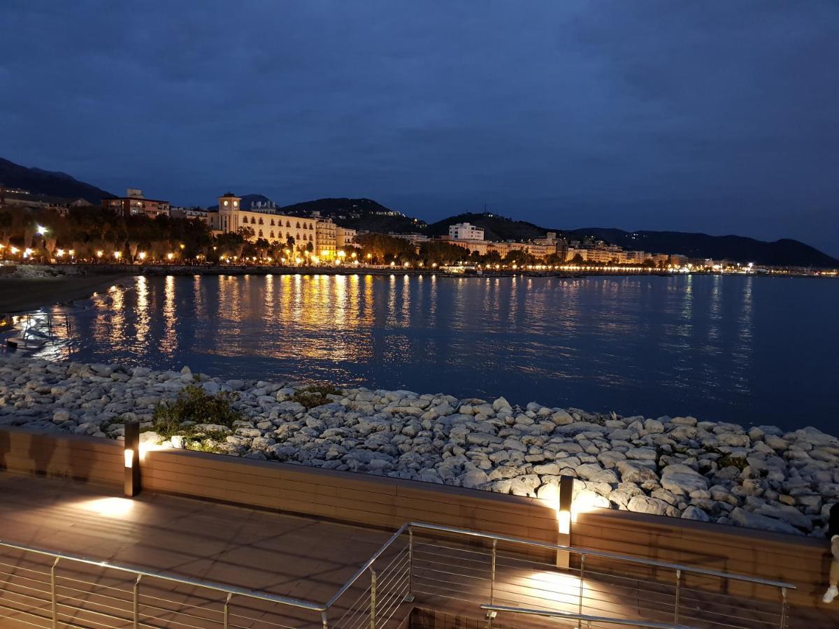 Il Rubino Holiday House Salerno Exterior photo